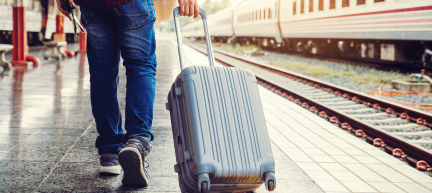 Обычных носильщиков на вокзалах заменят роботы-носильщики